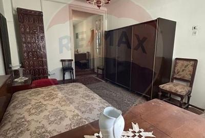 Casa / Vila cu 6 camere de vanzare in zona Dacia - 11