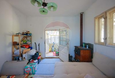 Casa  cu 3 camere si teren 4,342 mp de vanzare in Valea Mare de Codru - 10