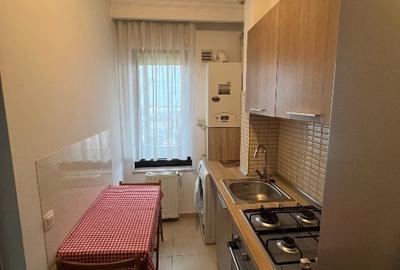 Garsonieră decomandată în Km 4-5 - 6