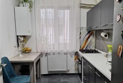Garsonieră decomandată, mobilată în Cug