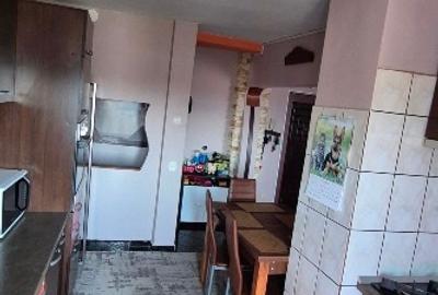 Apartament cu 4 camere decomandat în Triaj - 9