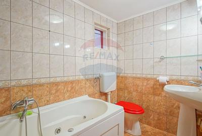 Casă cu 6 camere cu Teren 337 Mp în Central - 14