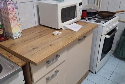 Apartament cu 2 camere decomandat în Exterior Vest