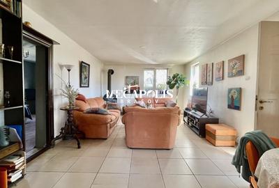 Casă individuală cu 5 camere cu Canalizare în Stupini - 11