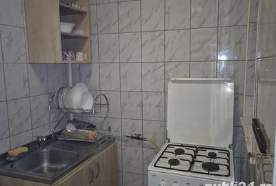 Garsoniera titan policlinica - 2