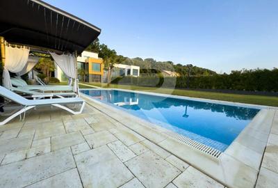 Pe Malul Snagovului, Unde Luxul Devine Cotidian Pe Malul Snagovului, Unde Luxul Devine Cotidian - 41