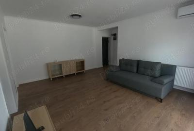 Apartament cu 3 camere semidecomandat în Central - 9