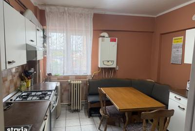 Apartament cu 4 camere decomandat în Lucian Blaga - 3