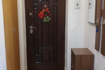 Apartament cu 3 camere semidecomandat în Drumul Carului - 2