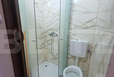Camera de camin renovata complet, cu baie, 10 mp, zona Flori - 8
