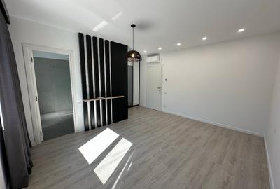 Duplex cu 5 camere cu Canalizare în Central - 9