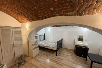 Apartament 2 camere, curte, ultracentral, 42MP - 2