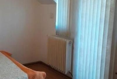 Casă cu 4 camere decomandat cu Teren 196 Mp în Copou