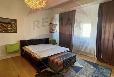 Apartament cu 5 camere de vanzare in zona Capitale - 3