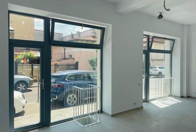 Spațiu comercial, de 77.660003662109 mp, în Dacia - 2