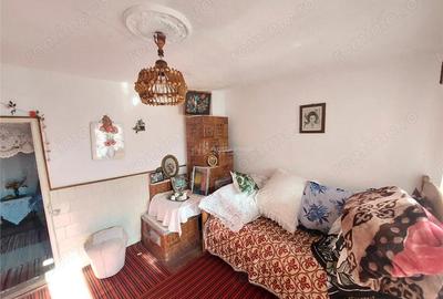 Casă cu 5 camere cu Teren 1200 Mp în Tisău