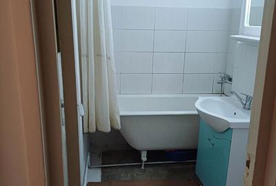 Apartament cu 2 camere semidecomandat în Micro 9 - 1