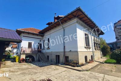 Casă cu Teren 1071 Mp în Central - 13
