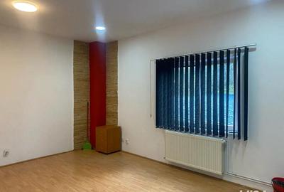 Spațiu comercial, de 58 mp, în Fabric