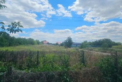 Teren de 580 mp, în Central - 3