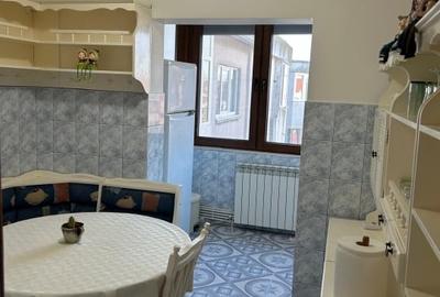 Vand artament 2 camere foarte aproape de plaja –Bulevardul Mamaia, zona 3 Papuci - 8