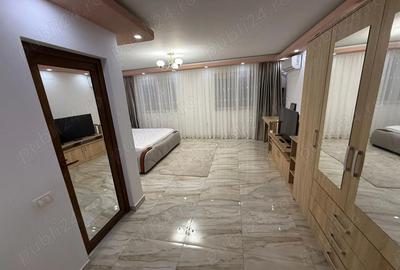 Apartament cu 3 camere decomandat în Babadag - 1