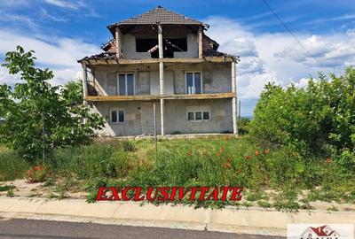 Vanzare casa semifinisata in Teius - 8