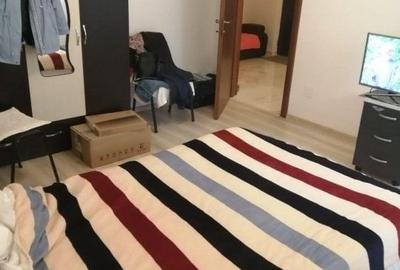 Garsonieră decomandată, mobilată în Valea Adâncă