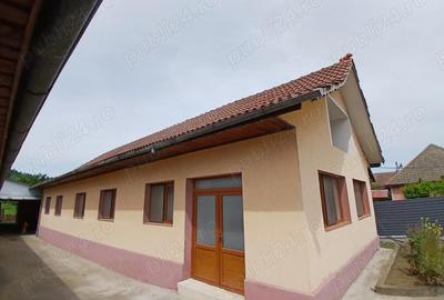 Casă cu 5 camere cu Teren 2000 Mp în Drăgotești - 3