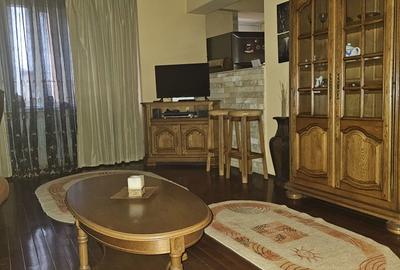 Apartament cu 4 camere decomandat în Central - 1