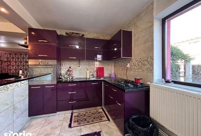 Casă cu 6 camere cu Teren 350 Mp în Cug - 18