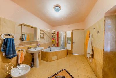 Casa Frumuseni cu teren 1365 mp, comision 0% - 13