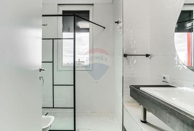 Apartament cu 2 camere semidecomandat, mobilat în Central - 8