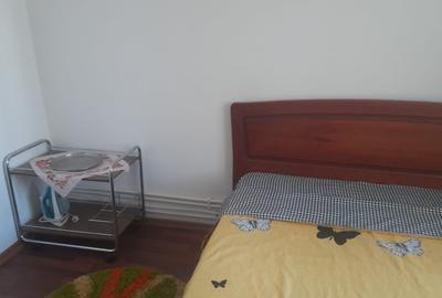 Apartament cu 2 camere decomandat în Ostroveni