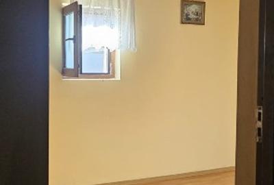 Casă individuală cu 5 camere cu Teren 1292 Mp în Peretu - 12