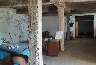 De vânzare fostă cramă 2000p teren, 224 mp construcție - 1