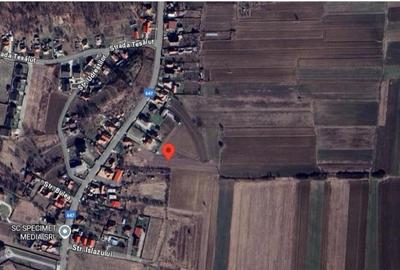 Cota de 1/2 din teren 2356 mp Com. Mihaesti, jud Valcea - 1