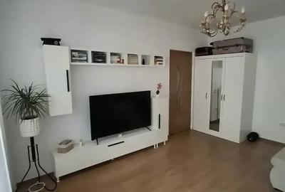 Apartament cu 2 camere decomandat, mobilat în Florești - 3