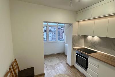 Apartament cu 3 camere decomandat în Aradului - 4