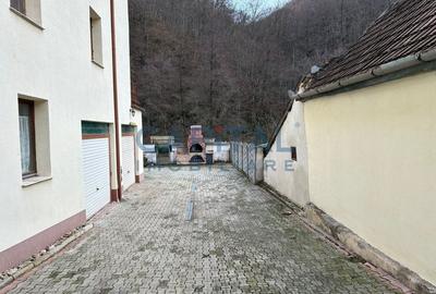 Comision 0%, casa/pensiune 15 camere, zona frumoasa - 25