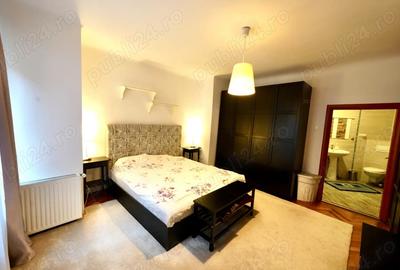 5 camere - Centru Vechi - Poarta Schei 24 (2 dormitoare, 2 livinguri) 3 bai terasa renovat - 3