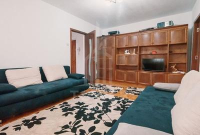 Apartament 2 camere de vanzare zona Luptei etaj intermediar - 1