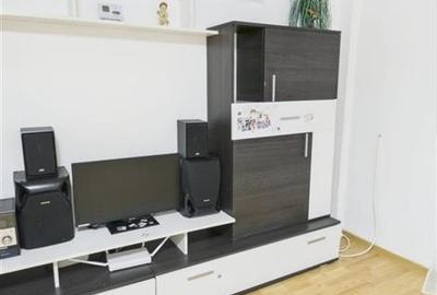 Apartament cu 2 camere decomandat în Dâmbovița - 2