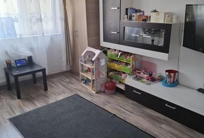 Apartament cu 2 camere decomandat în Rahova - 1
