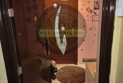 Apartament cu 2 camere decomandat în Vest - 3