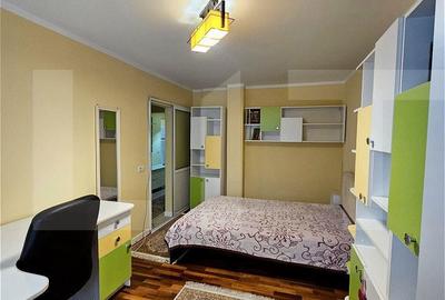 Apartament cu 3 camere, mobilat în Central - 1