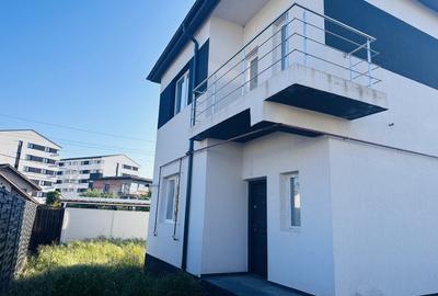 Casă individuală cu 4 camere cu Canalizare în Chiajna