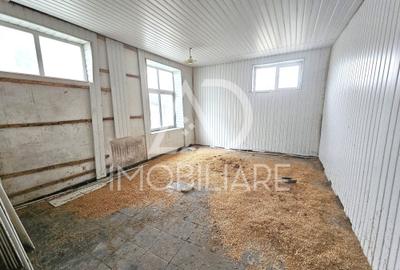Spațiu industrial, în Arcani - 8