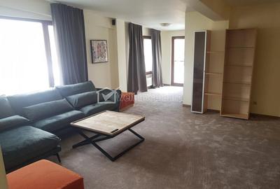 Apartament cu 3 camere semidecomandat în Zorilor - 1