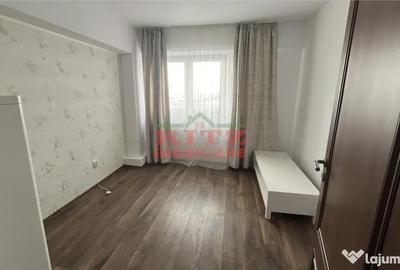 Apartament cu 3 camere decomandat în - 2